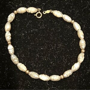 Vtg 14 Karat 7” Gold Freshwater Pearl Bracelet w Gold Bead Spacers Stations